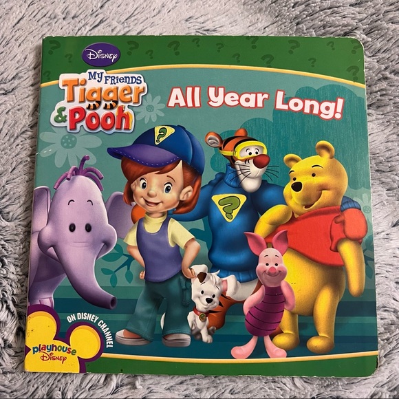 ‼️SOLD‼️ 🔵 4/$15 • “My Friends Tigger & Pooh- All Year Long” Book - Picture 2 of 4